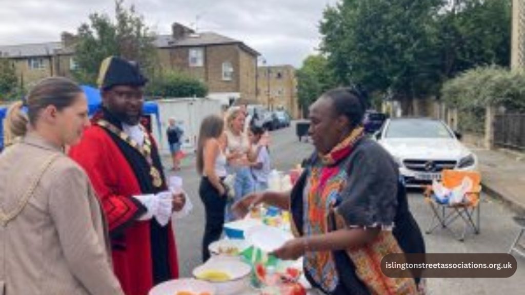 Select Street Planning & People-Friendly Streets: Designing Neighbourhoods for People Street Planning & People-Friendly Streets: Designing Neighbourhoods for People